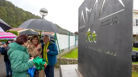 12:30 horas. Urbanizaci&oacute;n Pueblo del Mar 1, Argo&ntilde;os
La presidenta de Cantabria, Mar&iacute;a Jos&eacute; S&aacute;enz de Buruaga, asiste a la conmemoraci&oacute;n del XX Aniversario de AMA. 26 ABRIL 25 &copy; Miguel De la Parra
