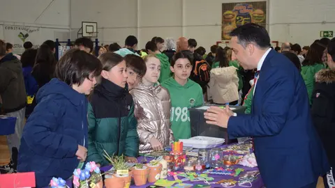 VII MERCADO COOPERATIVAS ESCOLARES - RENEDO DE PI&Eacute;LAGOS (7)