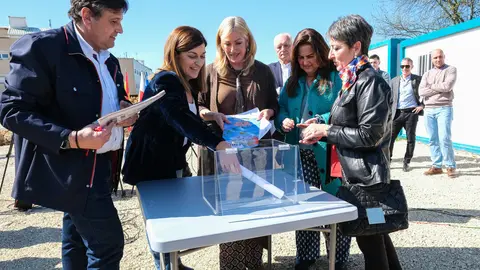 12:00 horas. Polanco. Parcela junto al polideportivo de Requejada. La presidenta del Gobierno de Cantabria, Mar&iacute;a Jos&eacute; S&aacute;enz de Buruaga, preside el acto de colocaci&oacute;n de la primera piedra del Centro de Atenci&oacute;n a la Dependencia. 13 de marzo de 2024 &copy; Ra&uacute;l Lucio