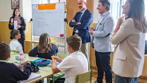 11:30 horas. Isla, Arnuero 
El consejero de Educaci&oacute;n, Formaci&oacute;n Profesional y Universidades, Sergio Silva, visita el Colegio La Inmaculada con motivo del 200 aniversario de la fundaci&oacute;n de los Colegios Vedruna. 
29/05/2025
Eva Laza
