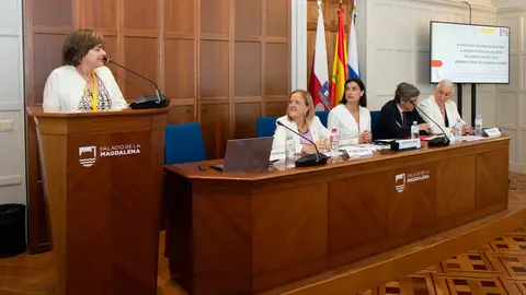 09:00 horas. Biblioteca del Palacio de La Magdalena
La consejera de Presidencia, Justicia, Seguridad y Simplificaci&oacute;n Administrativa, Isabel Urrutia, inaugura las XXIX Jornadas Cient&iacute;ficas de ANMF (Asociaci&oacute;n Nacional de M&eacute;dicos Forenses).