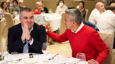 7/5/22  
ep PSOE 
40 aniversario del Estatuto de Autonom&iacute;a de Cantabria
El secretario de Organizaci&oacute;n del PSOE, Santos Cerd&aacute;n; el secretario general del PSOE de Cantabria, Pablo Zuloaga; y la secretaria de Organizaci&oacute;n, Noelia Cobo

FOTO: Juan Manuel Serrano Arce