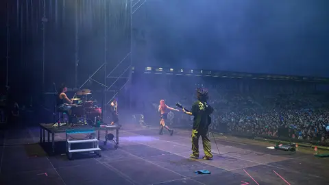 RUSLANA - MÚSICA EN GRANDE 2025 - EL REY LAGARTÓN (11)