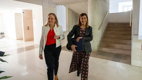 La presidenta de Cantabria, Mar&iacute;a Jos&eacute; S&aacute;enz de Buruaga, acompa&ntilde;ada de los consejeros, asiste a la sesi&oacute;n plenaria.

17 mar 25