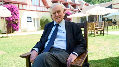 10/7/25  SANTANDER UIMP 
La aventura de divulgar ciencia en espa&ntilde;ol con &eacute;xito: claves y herramientas
Valent&iacute;n Fuster


FOTO: Juan Manuel Serrano Arce