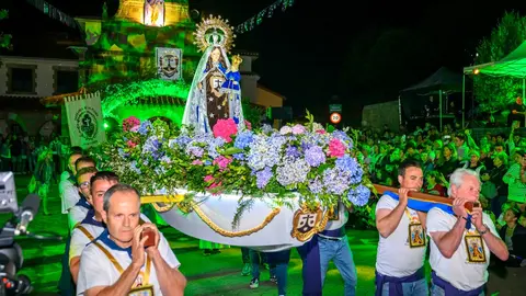 El Carmen Revilla de Camargo 25-26