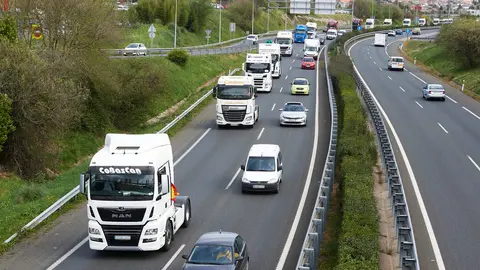 Manifestacion de transportistas, entre Santander y Torrelavega.
21/3/22 Saantander-Torrelavega

FOTOGRAFIA: JUAN MANUEL SERRANO ARCE