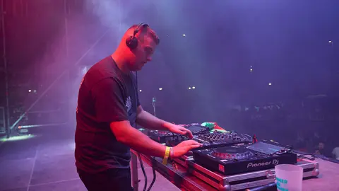 ADRIÁN DEERRE - VIVE LA FERIA 2025 - EL REY LAGARTÓN (7)