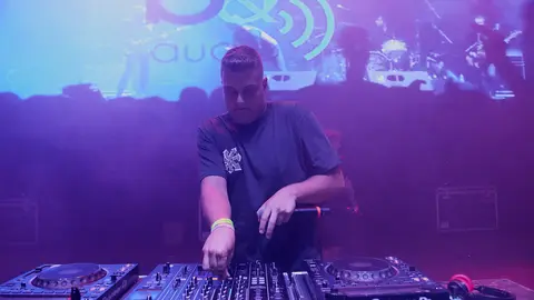 ADRIÁN DEERRE - VIVE LA FERIA 2025 - EL REY LAGARTÓN (9)