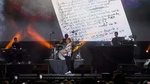 BERET - VIVE LA FERIA 2025 - EL REY LAGARTÓN (31)