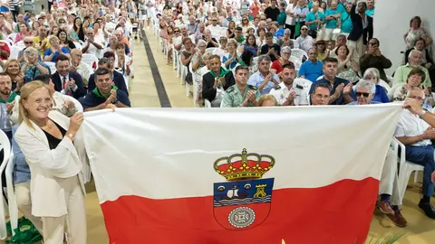 Las consejeras de Presidencia, Justicia, Seguridad y Simplificaci&oacute;n Administrativa, Isabel Urrutia, y de Desarrollo Rural, Ganader&iacute;a, Pesca y Alimentaci&oacute;n, Mar&iacute;a Jes&uacute;s Susinos, asisten a los actos conmemorativos de la festividad de San Gin&eacute;s. 
@Patricia Pereda