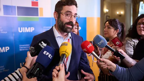 28/8/25  SANTANDER uimp 
Quo Vadis Europa XIII: Europa ante el nuevo panorama geopol&iacute;tico
Cristina Narbona, Joan Groizard Payeras

FOTO: Juan Manuel Serrano Arce