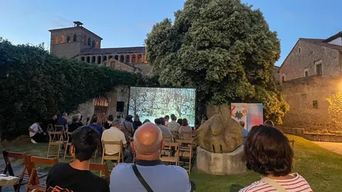 Cultura inicia el pr&oacute;ximo d&iacute;a 20 la segunda edici&oacute;n de &lsquo;Cultura expandida&rsquo;
Mart&iacute;nez Abad destaca que este programa &ldquo;busca la descentralizaci&oacute;n de la oferta ofreciendo nueve propuestas en diferentes espacios de la regi&oacute;n&rdquo;
9 sep 25