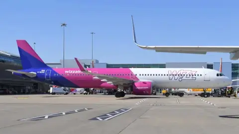 Captura de pantalla 2025-09-24 a las 22.39.05