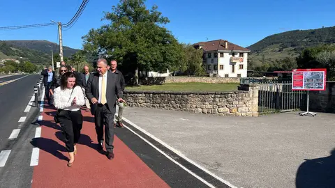 11:30 horas. Corvera de Toranzo. El consejero de Fomento, Vivienda, Ordenaci&oacute;n del Territorio y Medio Ambiente, Roberto Media, inaugura la mejora de la red de drenaje de la carretera CA-271.