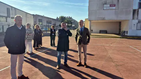 El consejero de Educaci&oacute;n, Formaci&oacute;n Profesional y Universidades, Sergio Silva, visita el IES Marismas.
1 oct 25