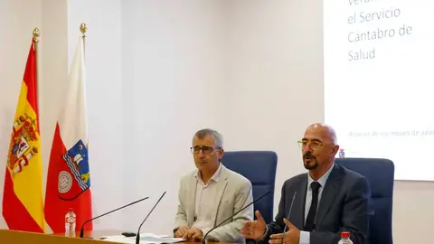 El consejero de Salud, C&eacute;sar Pascual, informa en rueda de prensa, del balance del verano 2025 en la sanidad de Cantabria.
3 OCT 25