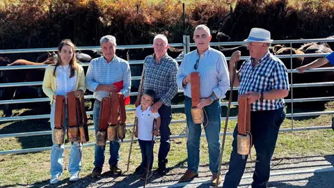 14:00 horas. Recinto Ferial La Campera del Hoyal, Polaciones
El consejero de Fomento, Vivienda, Ordenaci&oacute;n del Territorio y Medio Ambiente, Roberto Media, asiste a la concentraci&oacute;n de ganado equino. 
 14 OCT 25 &copy; Oficina de comunicaci&oacute;n
