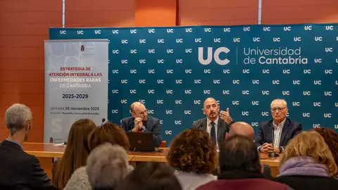 09:30 horas. Paraninfo de la Universidad de Cantabria
El consejero de Salud, C&eacute;sar Pascual, presenta la &lsquo;Estrategia de Atenci&oacute;n Integral a las Enfermedades Raras&rsquo;.