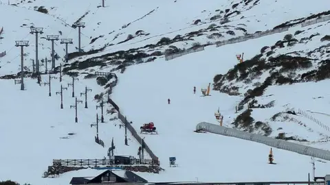 c9c8066f-3f93-4ed1-9a63-36cad4a5214b