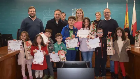 GANADORES CONCURSO POSTALES NAVIDE&Ntilde;AS 2025 - AYTO PI&Eacute;LAGOS (27) FOTO FAMILIA