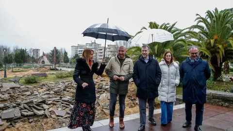 El consejero de Cultura, Turismo y Deporte, Luis Mart&iacute;nez Abad, visita las obras del Parque de los Tres Laredos. 
10 DIC 25