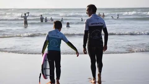 ARCHIVO ESCUELA MUNICIPAL SURF Y BODYBOARD - AYTO PIELAGOS