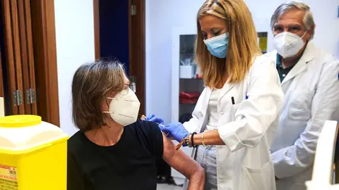 10/10/22 SANTANDER 
Comienzo campa&ntilde;a vacunaci&oacute;n gripe, en el Centro de Salud de Puertochico

Cesar Ortiz Gonzalez