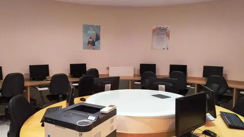 ARCHIVO AULA MENTOR DE PIÉLAGOS