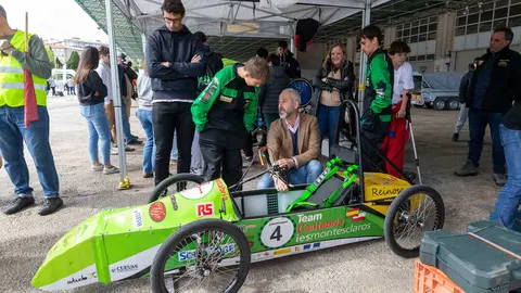 11:45 horas. Mercado Nacional de Ganados de Torrelavega
El consejero de Educaci&oacute;n, Formaci&oacute;n Profesional y Universidades, Sergio Silva, asiste a la primera prueba en Cantabria de la 3a edici&oacute;n del circuito de veh&iacute;culos el&eacute;ctricos y ecol&oacute;gicos 'Circuito Urbano Greenpower'. 28 ABRIL 2024 &copy; Miguel De la Parra