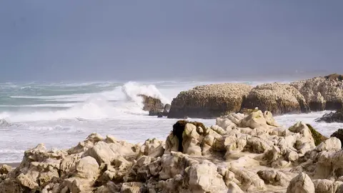 2/11/23  Santander
ep temporal olas 



FOTO: Juanma Serrano