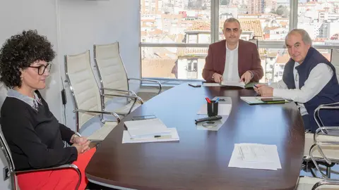 12:15 horas. Despacho del consejero
El consejero de Fomento, Vivienda, Ordenaci&oacute;n del Territorio y Medio Ambiente, Roberto Media, recibe al alcalde de Potes.