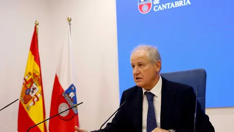 El consejero de Industria, Empleo, Innovaci&oacute;n y Comercio, Eduardo Arasti, informa, en rueda de prensa, sobre el &lsquo;Proyecto Altamira&rsquo;.
8 NOV 25