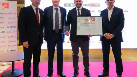 13:30 horas. Sede Territorial de Banco Santander. Calle Hern&aacute;n Cort&eacute;s, 11. Santander. EL consejero de Industria, Empleo, Innovaci&oacute;n y Comercio, Eduardo Arasti, asiste a la entrega del X Premio Pyme del A&ntilde;o. 1 de julio de 2026 &copy; Ra&uacute;l Lucio