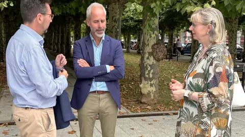 11:30 horas. Ayuntamiento de Colindres
El consejero de Educaci&oacute;n, Formaci&oacute;n Profesional y Universidades, Sergio Silva, se re&uacute;ne con el alcalde de Colindres para informar sobre los avances del nuevo Centro de Educaci&oacute;n Especial.
