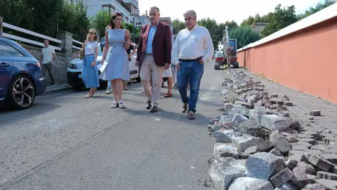 11:00 horas. Cl. Calatayud (frente al Bar El Clandestino), Santander. El consejero de Fomento, Vivienda, Ordenaci&oacute;n del Territorio y Medio Ambiente, Roberto Media, asiste a la inauguraci&oacute;n de las actuaciones del Plan de Obras de Santander. 18 de agosto de 2025 &copy; Ra&uacute;l Lucio
