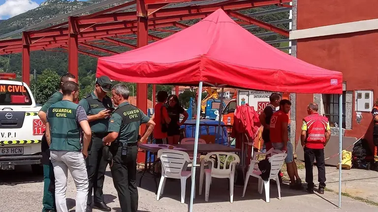 Dispositivo de b&uacute;squeda de otro rescate en Ca cueva Cueto-Coventosa