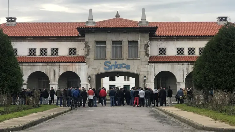 Concentraci&oacute;n trabajadores de Sniace