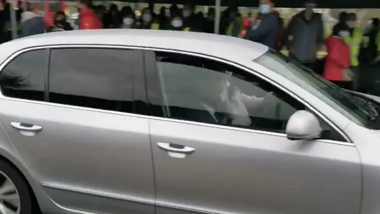 9CF6A7E6-60D1-4D39-9F79-8ECA7C9D87D1