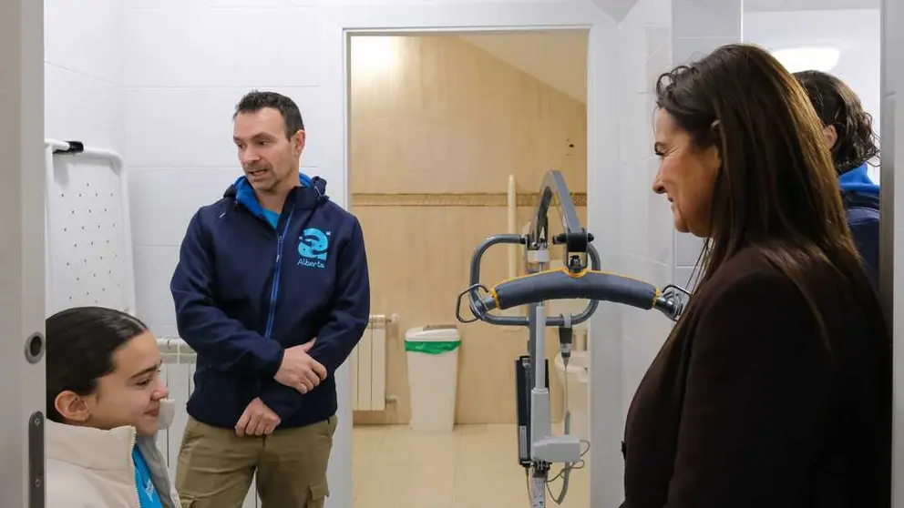 10:00 horas. Centro Social de Mayores Ca&ntilde;ad&iacute;o c/ Jose Ram&oacute;n L&oacute;pez D&oacute;riga, 2. La consejera de Inclusi&oacute;n Social, Juventud, Familias e Igualdad, Bego&ntilde;a G&oacute;mez del R&iacute;o, inaugura los ba&ntilde;os para personas ostomizadas. 3 de febrero de 2026 &copy; Ra&uacute;l Lucio