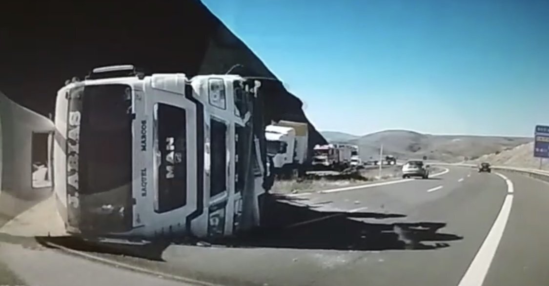 5D9D0F43-8FE4-46CF-926E-999820D224BA