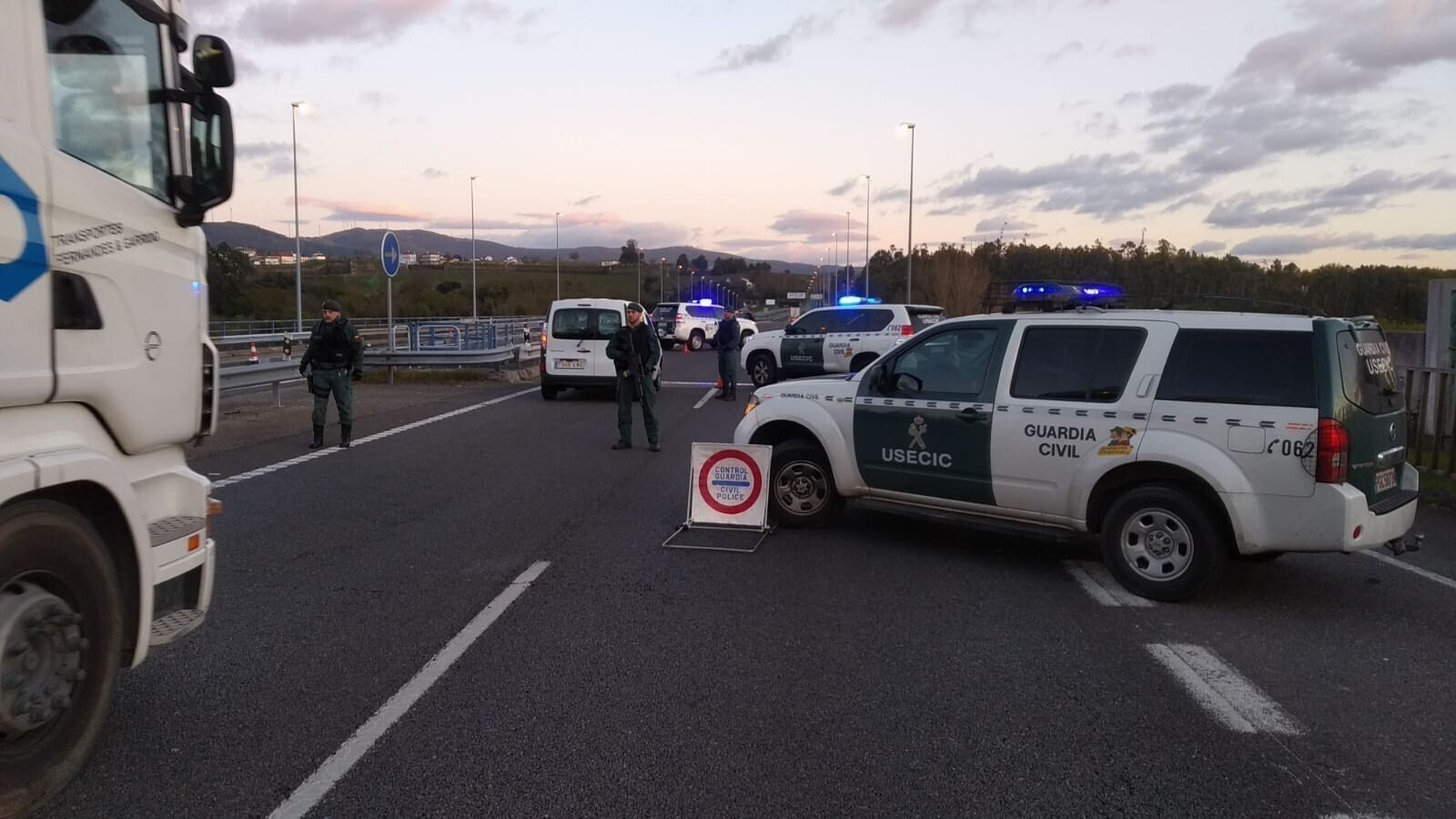 FOTO CONTROL GUARDIA CIVIL 1