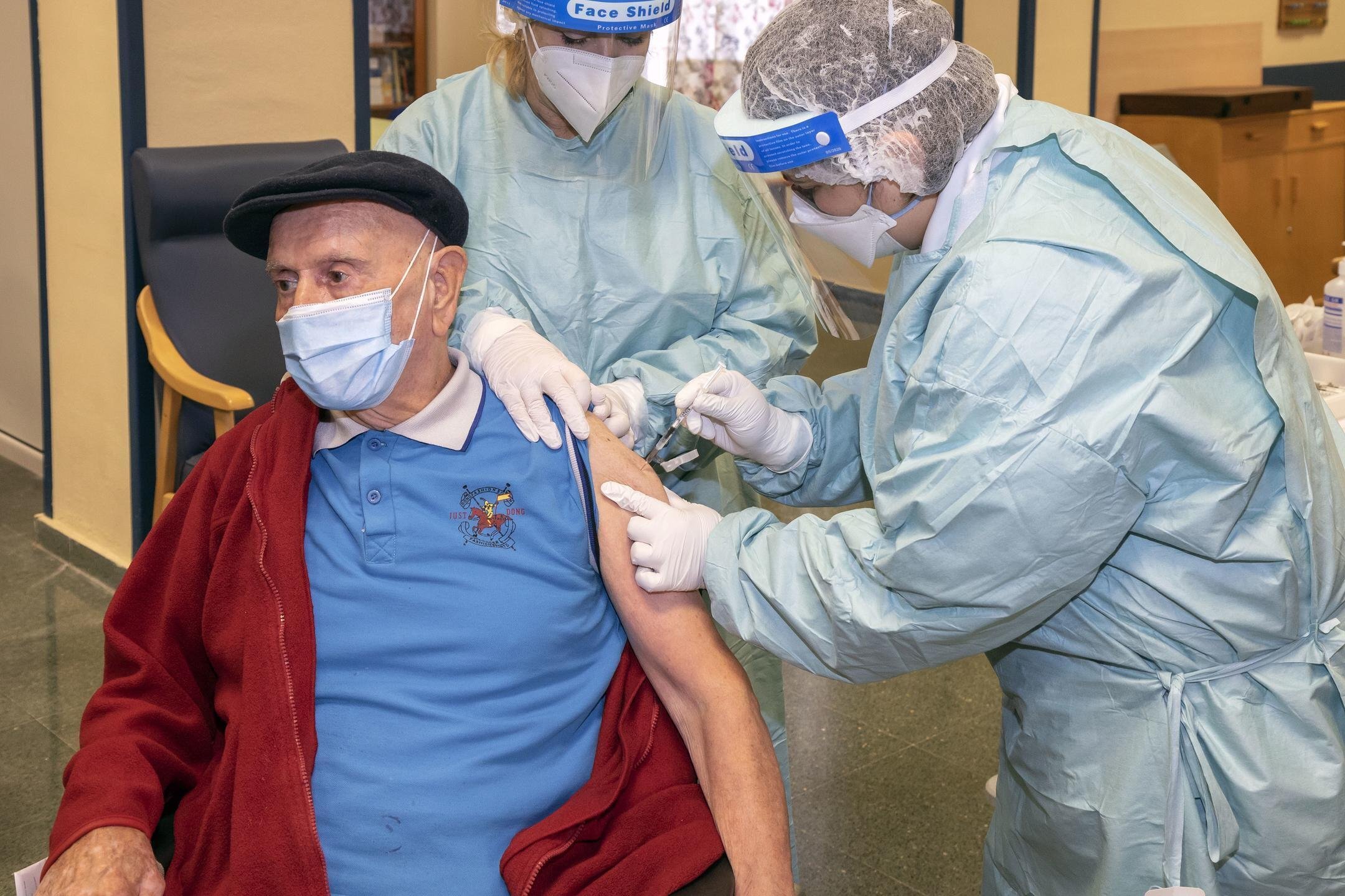Sanidad. Vacunacion segunda dosis CAD de Cueto