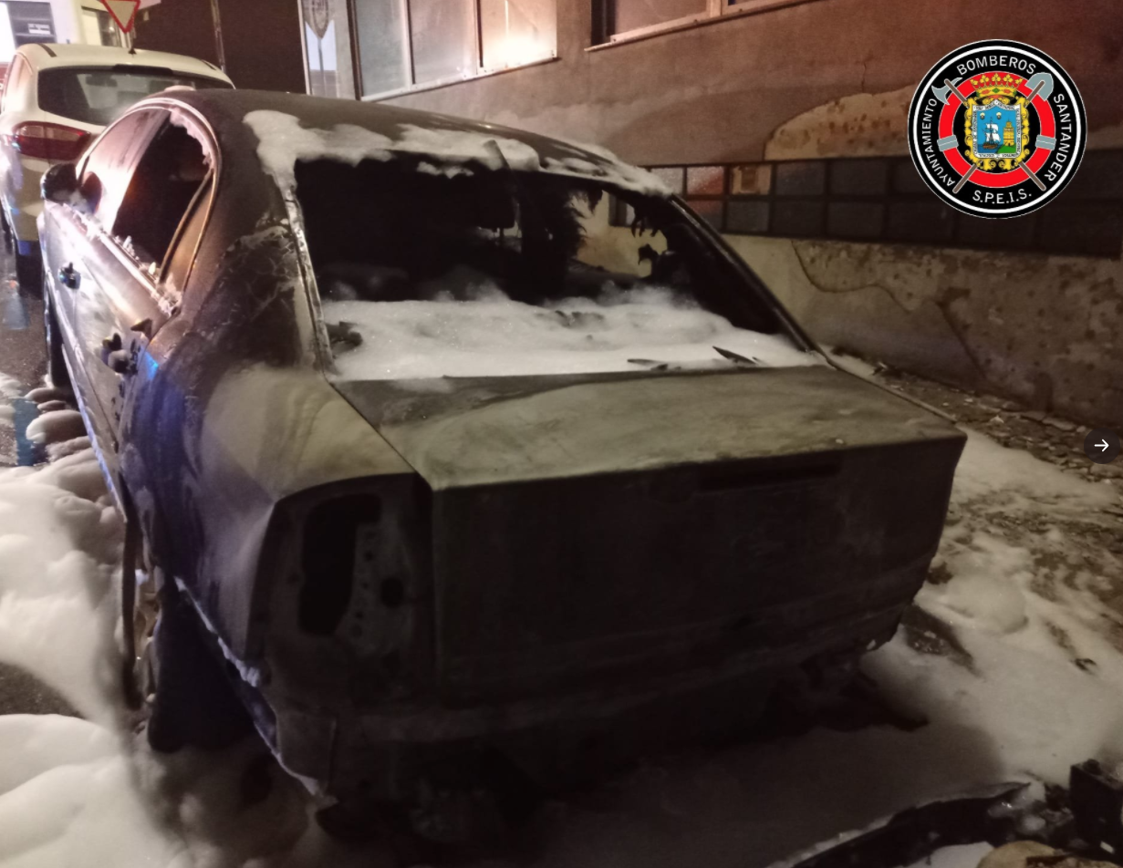 Captura de pantalla 2021-04-04 a las 23.17.49