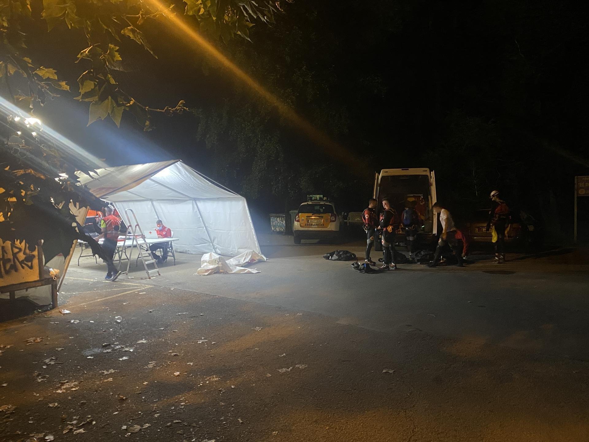 8A3545CF-5E50-4357-BE9B-557D5EA5BC6D