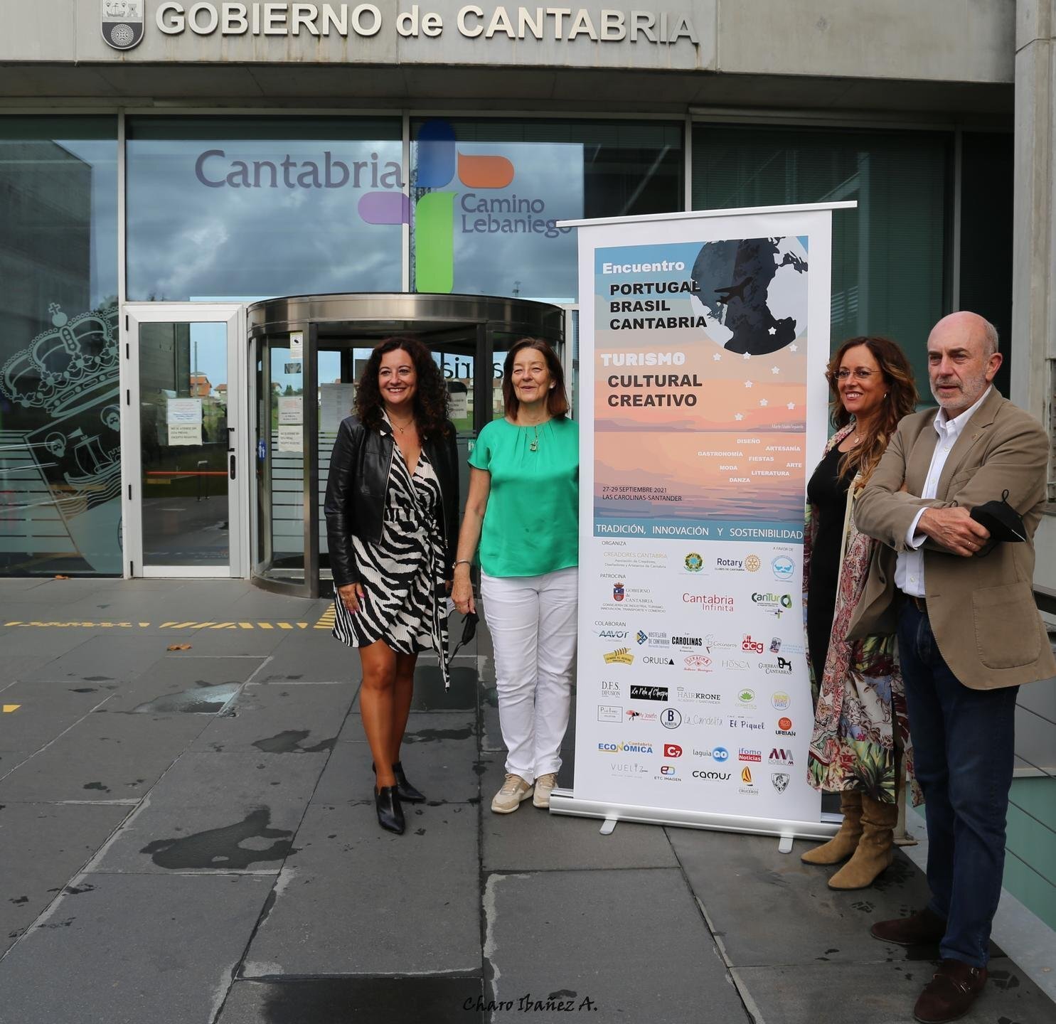 Encuentro Portugal - Cantabria - foto grupo  presentación Carmen Sá... Luis De Prada