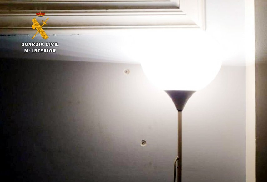 E1339493-B86E-4523-86E1-6F11796AF14F