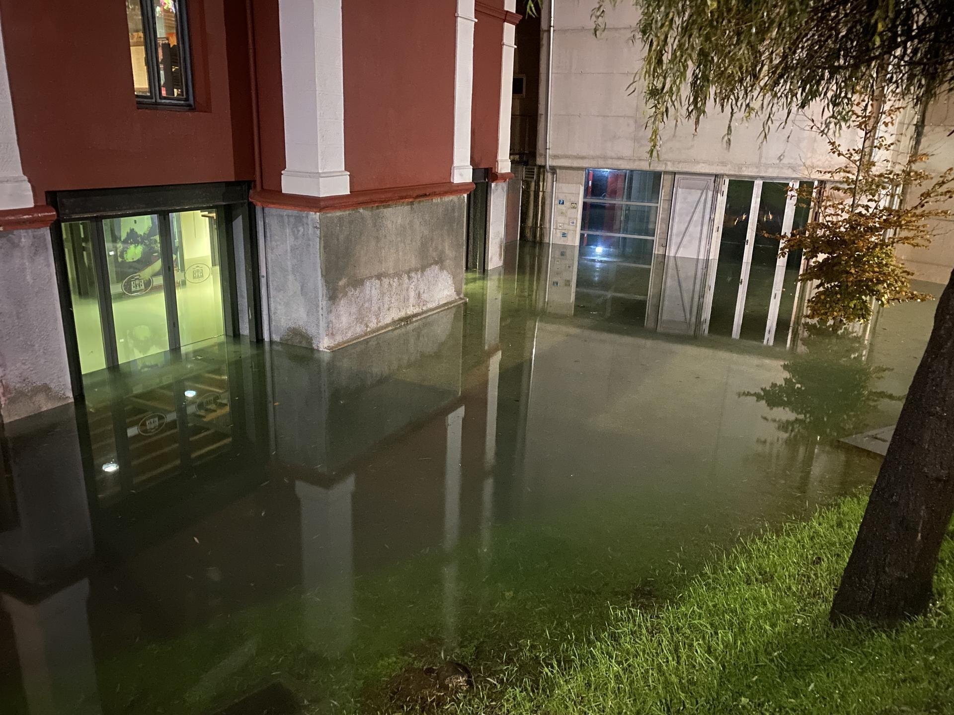 A09205C0-F20F-4D5B-9C2F-0D634256BC5B