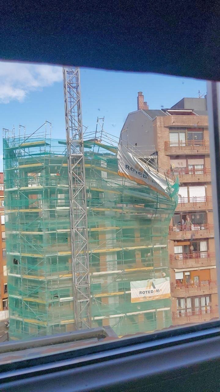 7AAD7B0E-0098-4033-B669-A621CD171EF1