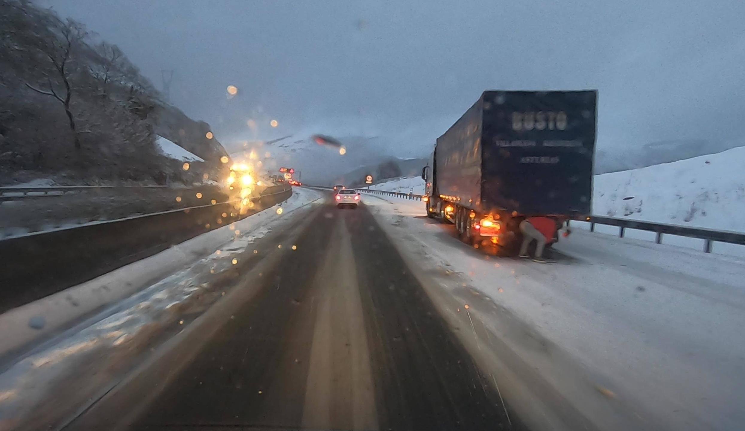 Captura de pantalla 2022-04-01 a las 21.01.02